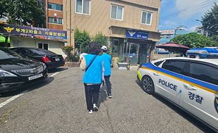 공공기관 행정 및 안내도우미 활동 사진
