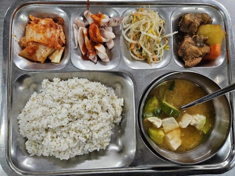 산곡 온정식당 4/11(금) 식사메뉴의 1번째 이미지