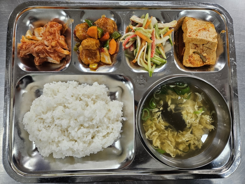 산곡 온정식당 4/18(금) 식사메뉴의 1번째 이미지