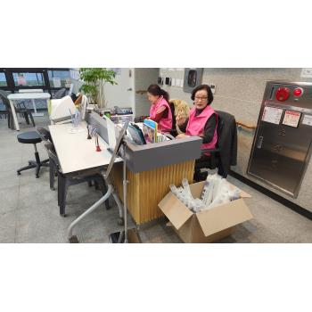 유밸안과의 따뜻한 후원 물품 나눔 이미지