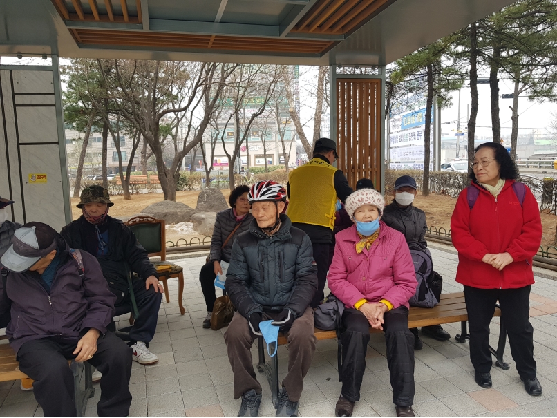2019년 3월 정류장지킴이 활동사진(1조, 2조)의 5번째 이미지