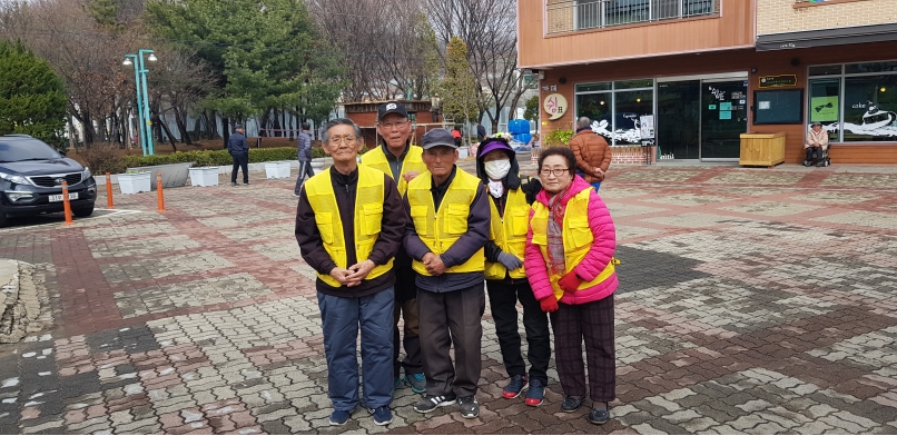 3/21(목) 어린이공원관리원 활동사진의 2번째 이미지