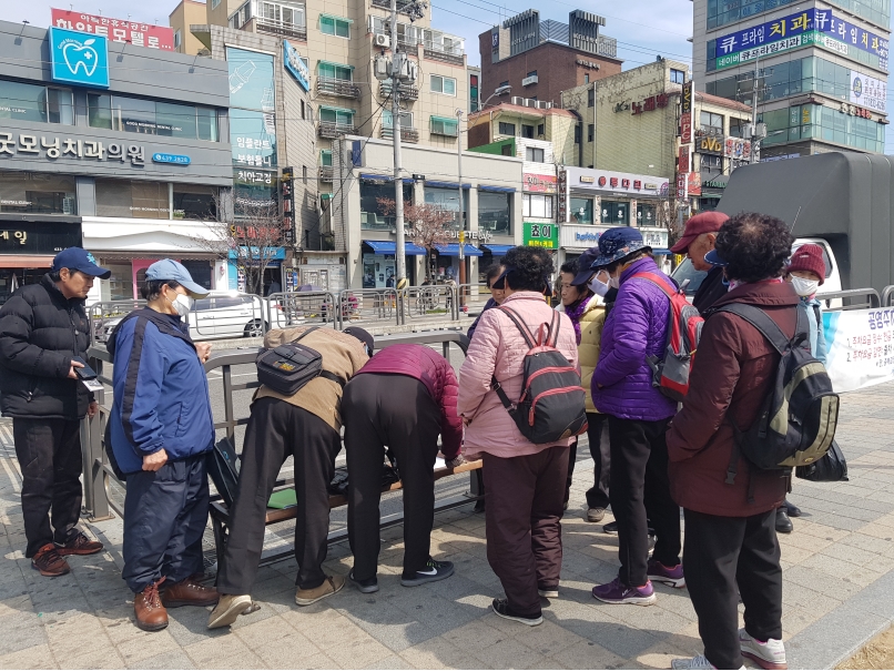 2019년 4월 정류장지킴이 활동사진의 1번째 이미지