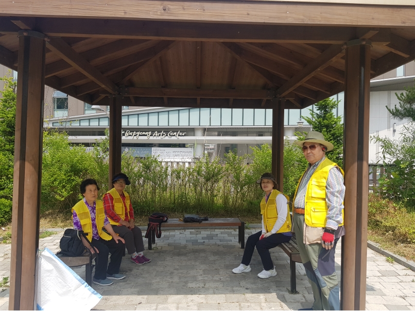 2019년 정류장지킴이 6월 활동사진(5조, 11조)의 2번째 이미지