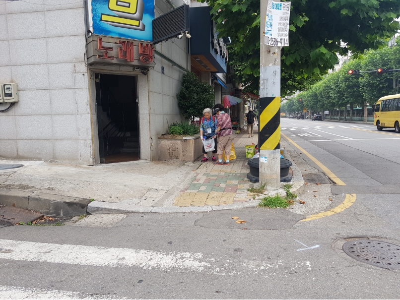 2019년 정류장지킴이 7월 활동사진(1조, 6조)의 1번째 이미지