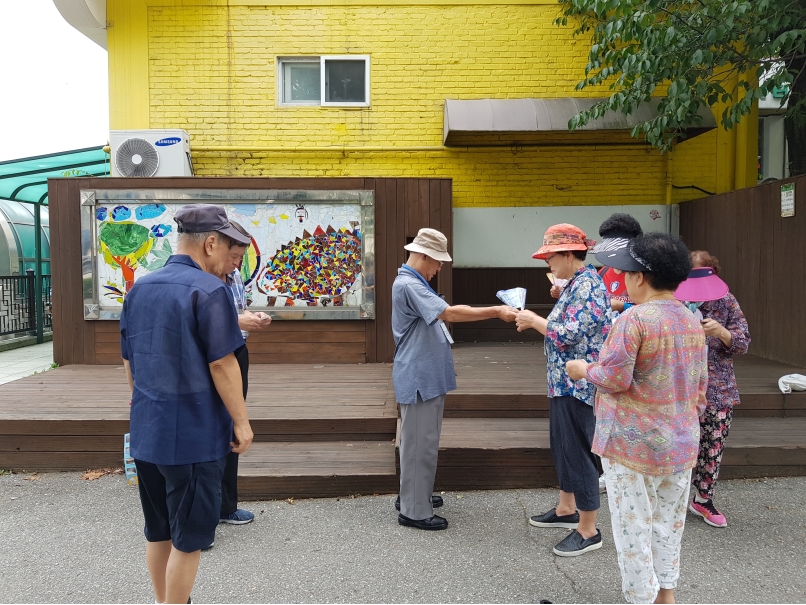 2019년 정류장지킴이 8월 활동사진(8조)의 5번째 이미지