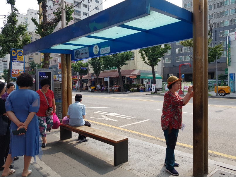 2019년 정류장지킴이 8월 활동사진(4조, 6조)의 3번째 이미지