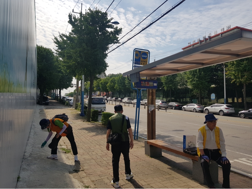 2019년 정류장지킴이 9월 활동사진(11조)의 2번째 이미지
