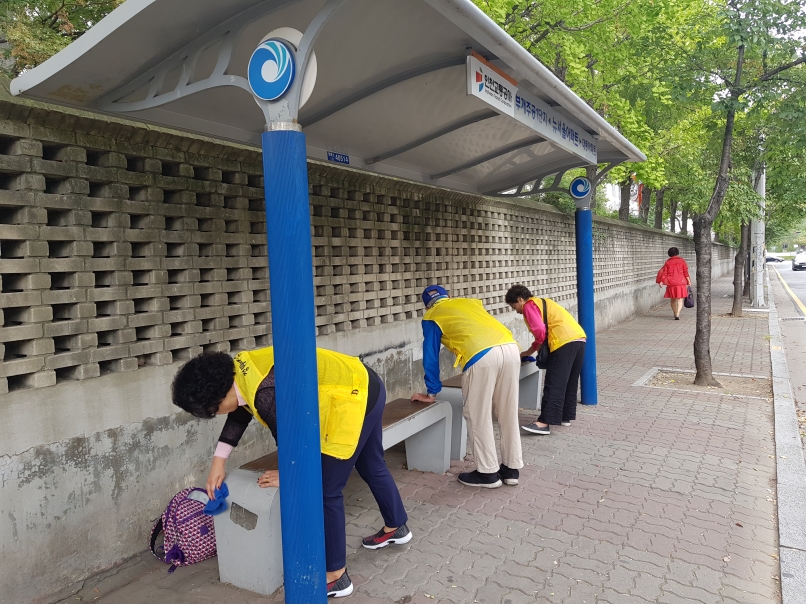 2019년 정류장지킴이 9월 활동사진(7조, 9조)의 4번째 이미지