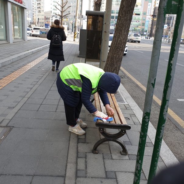 정류장지킴이_2월_8조_모니터링의 3번째 이미지