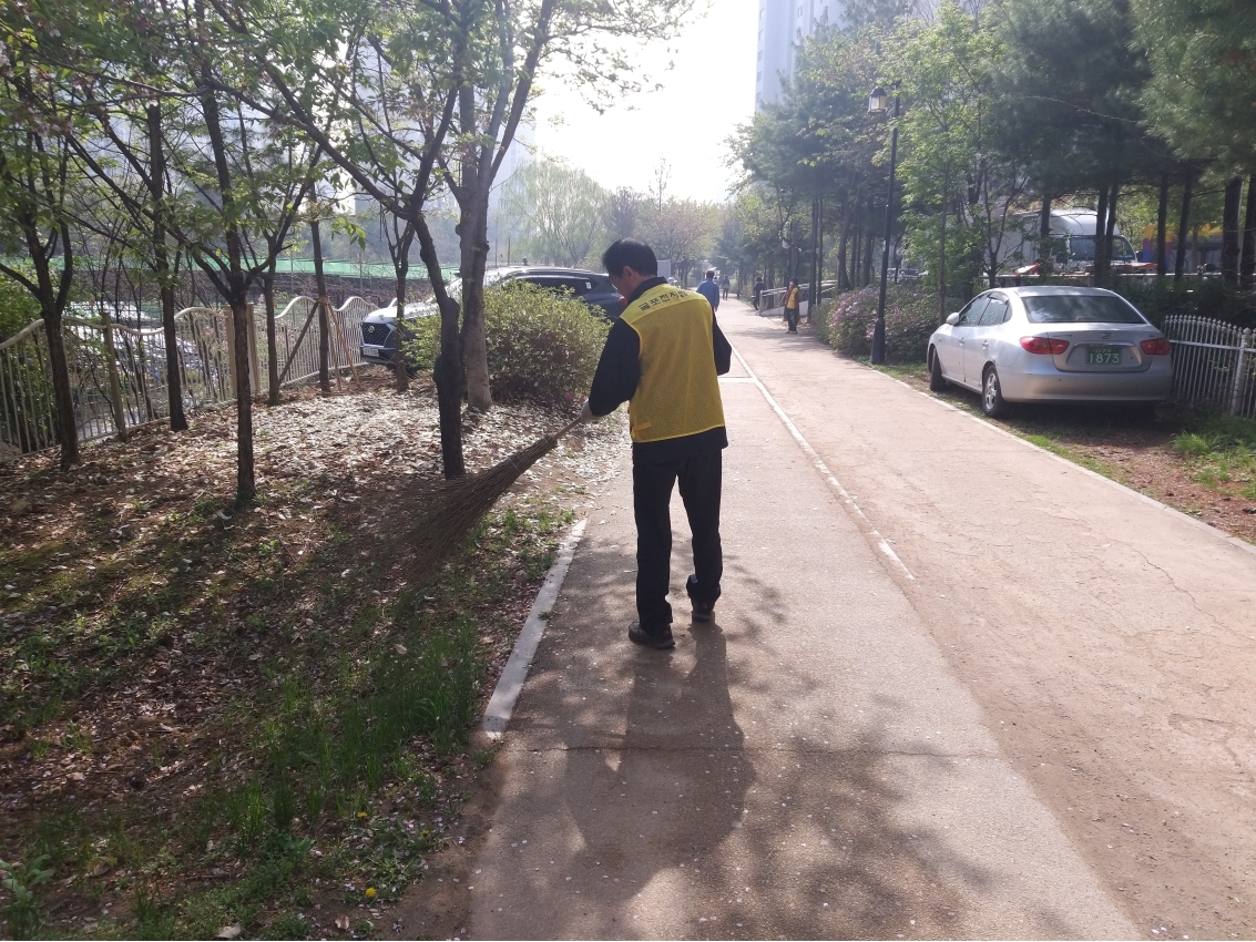 4/22(월) 굴포천지킴이 활동사진의 1번째 이미지