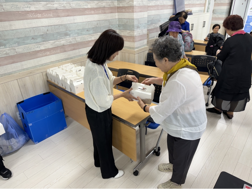 시니어폐의약품수거사업 6월 참여자 간담회의 5번째 이미지