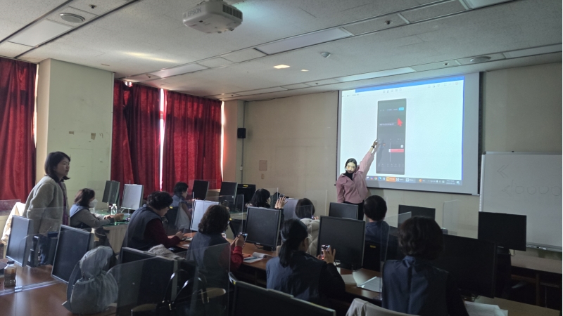 스마트홍보단 시니어 홍보영상 전문가 양성 교육의 1번째 이미지