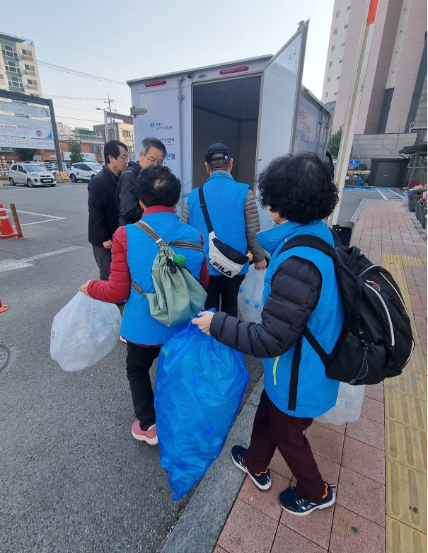 우리동네플라스틱자원순환단 4월 모니터링의 1번째 이미지