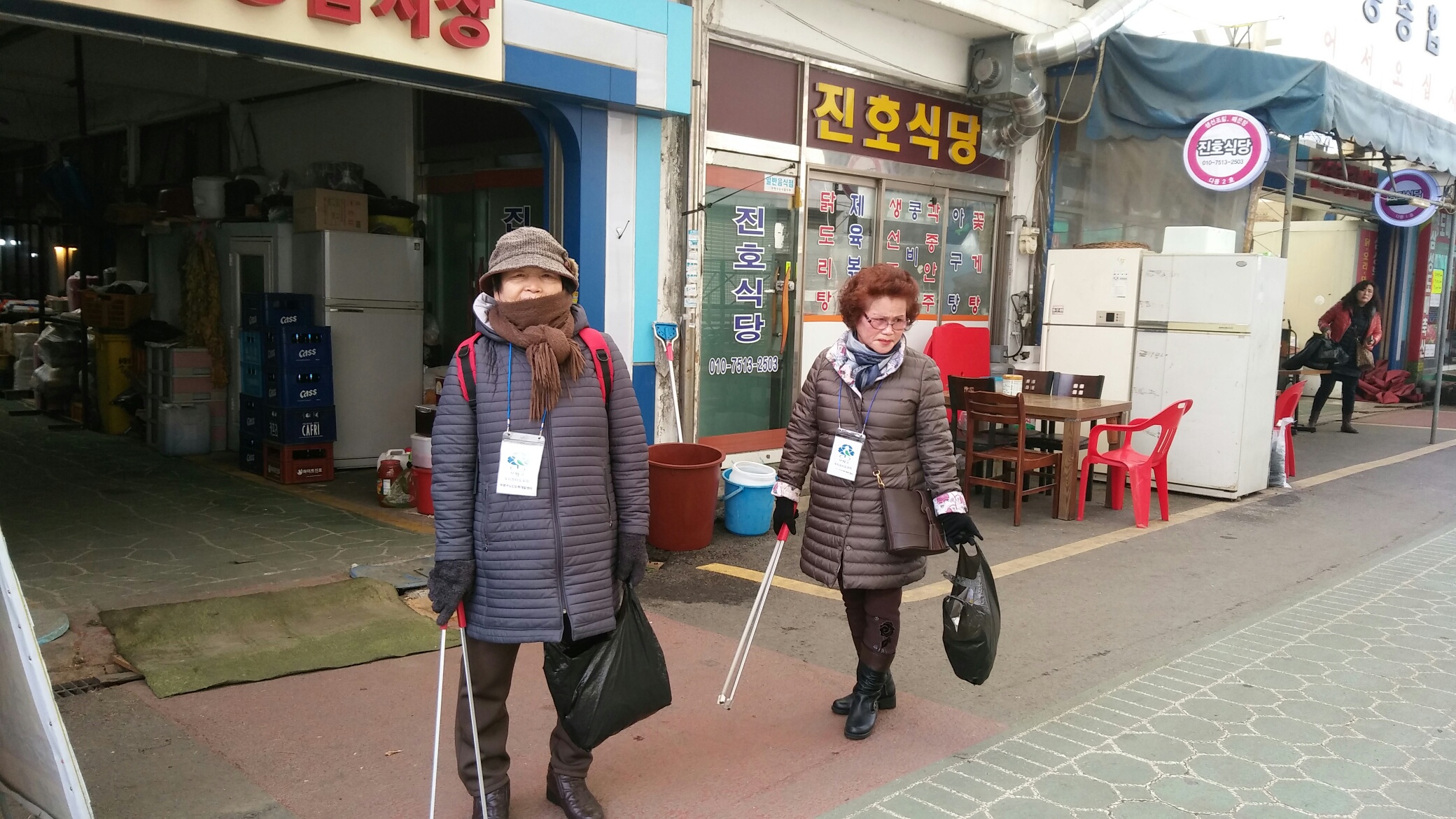 2019년 2월 우리장터도우미 활동사진의 3번째 이미지