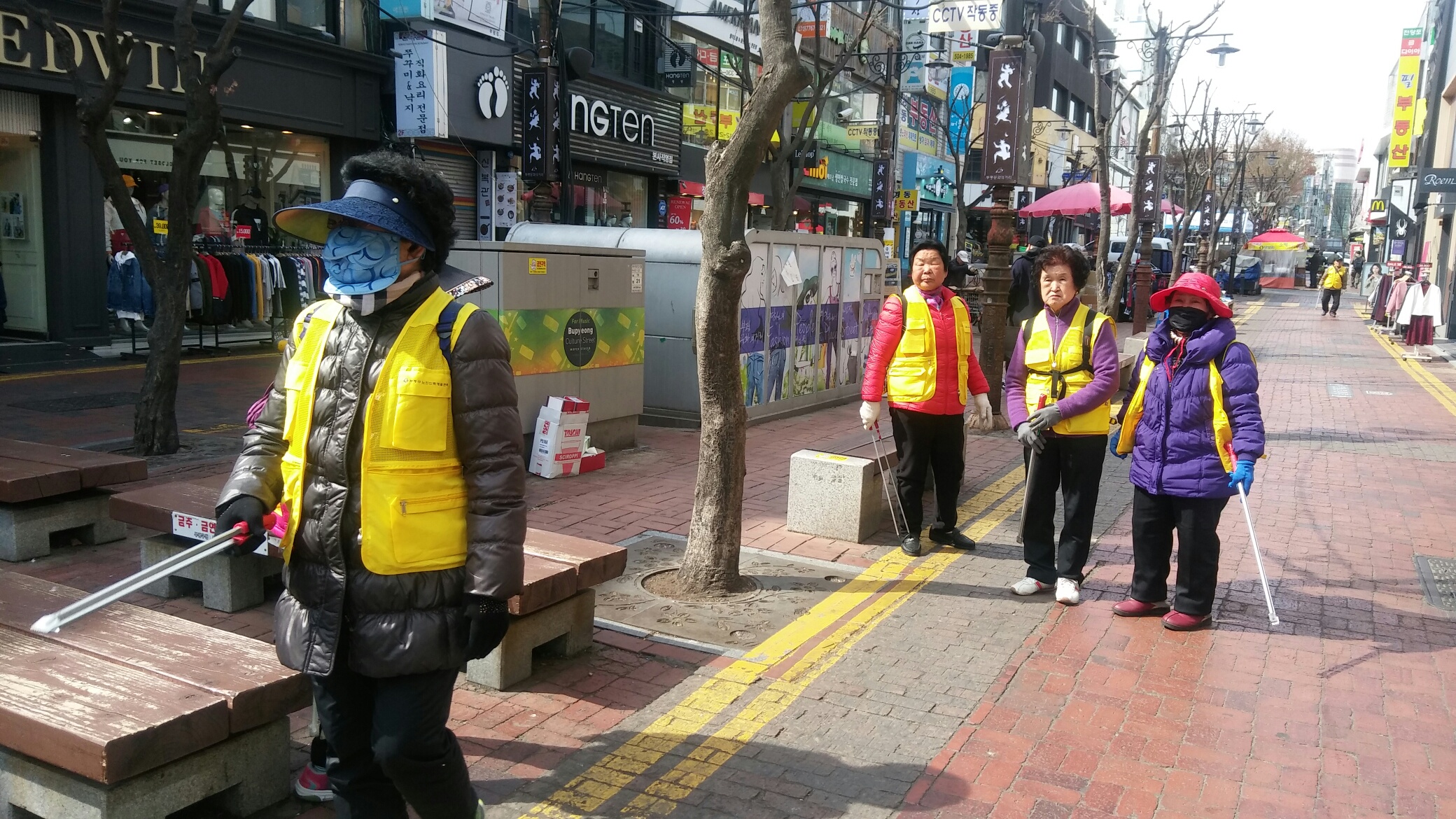 2019년 4월 우리장터도우미 활동사진의 4번째 이미지