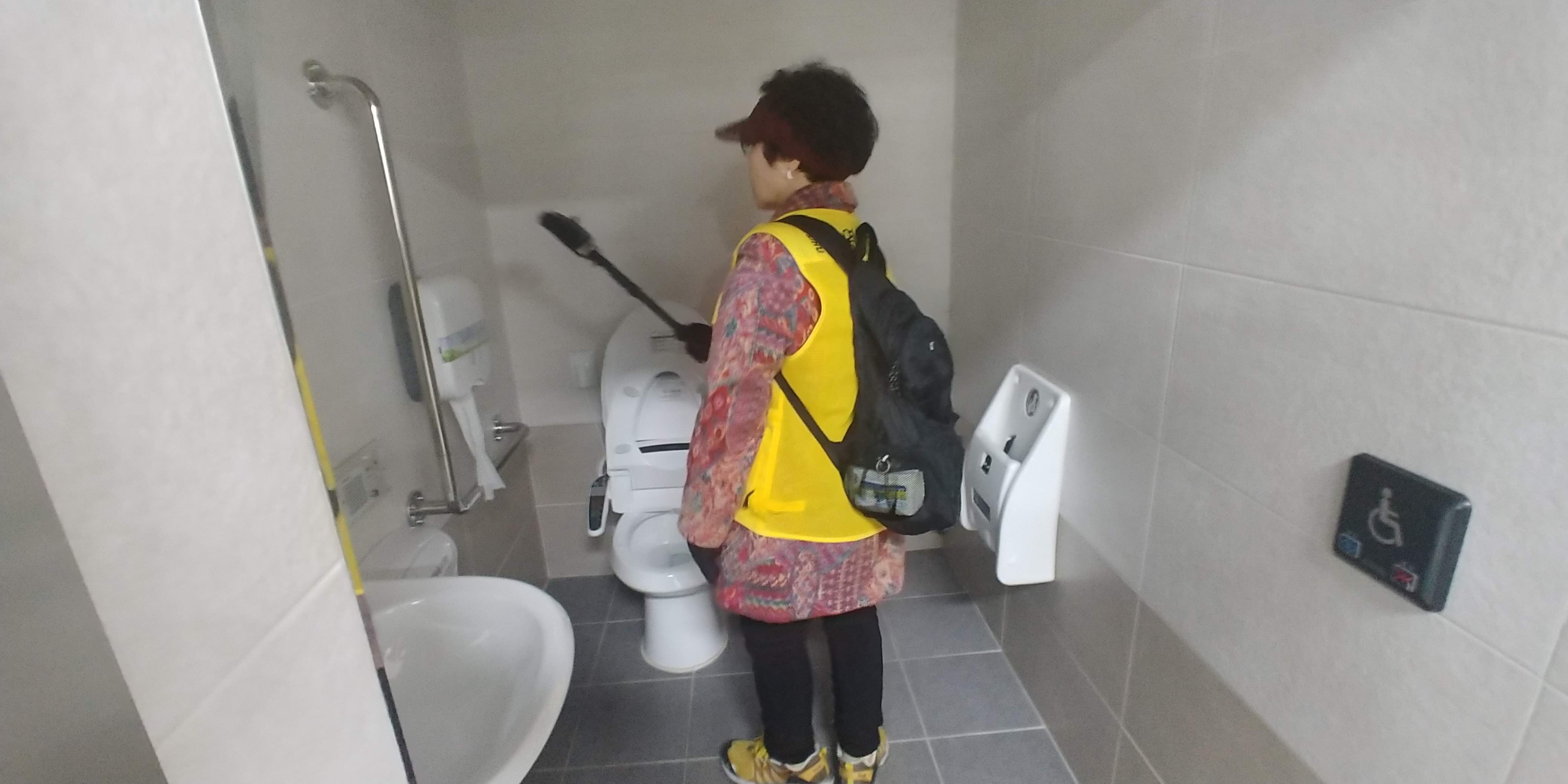 4/3(수) 불법촬영 실버지킴이단 활동 사진의 5번째 이미지