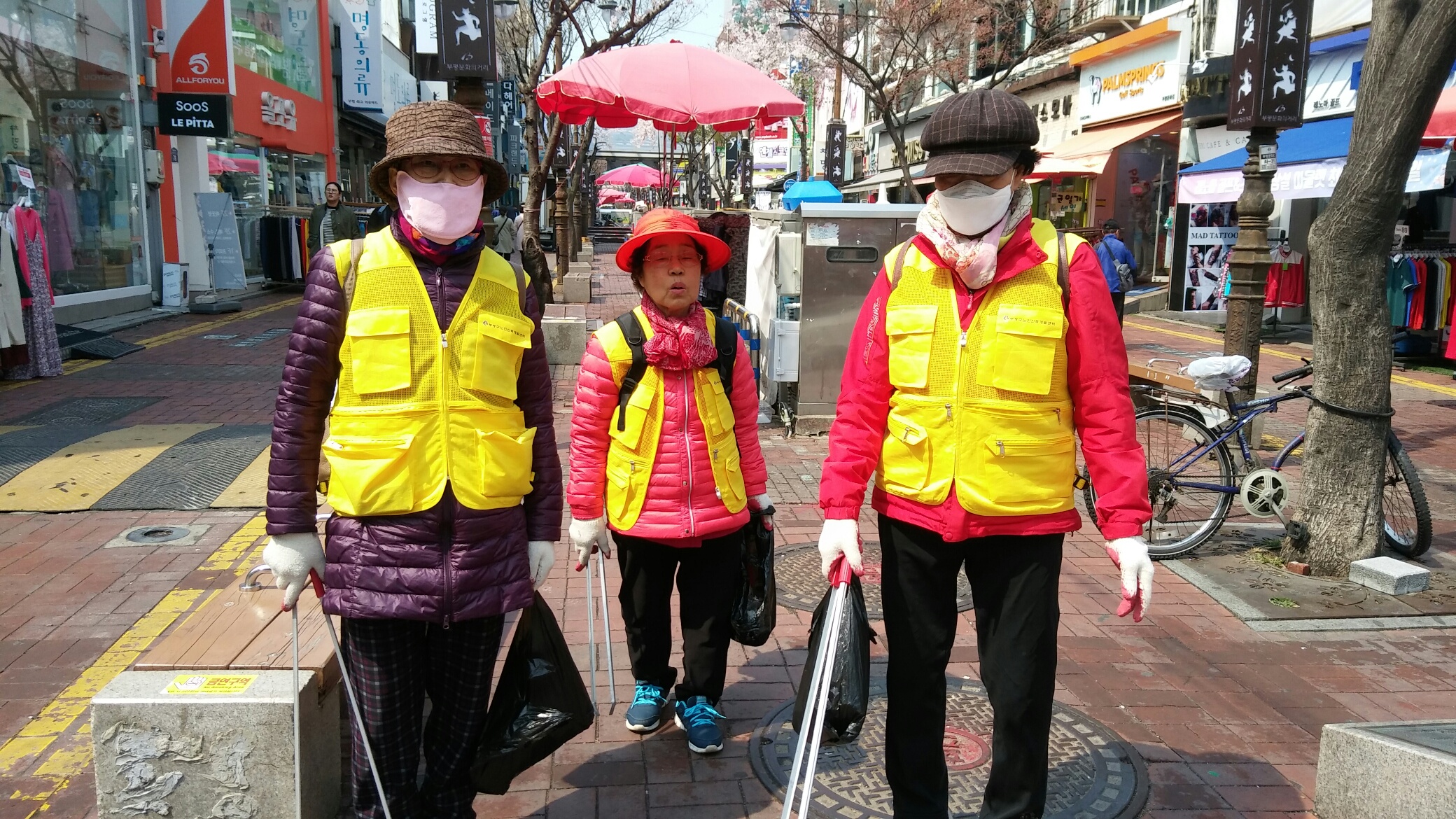2019년 4월 우리장터도우미 활동사진의 3번째 이미지