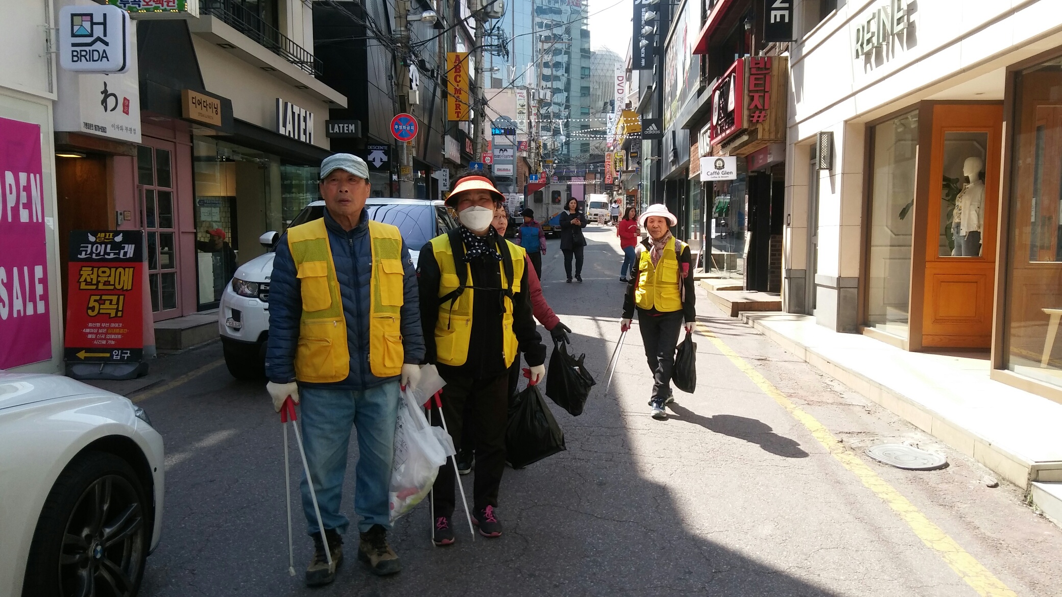 2019년 4월 우리장터도우미 활동사진의 4번째 이미지