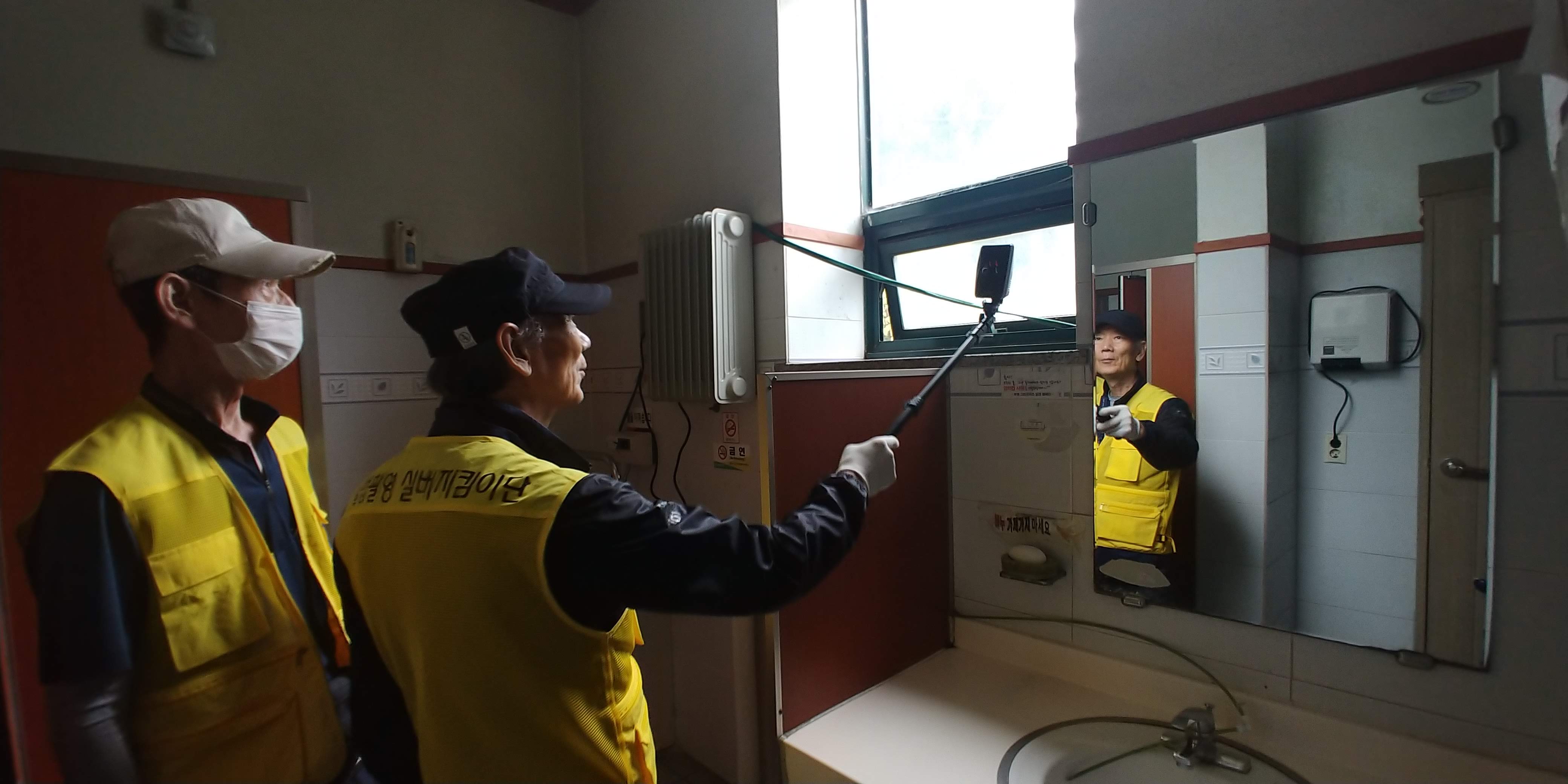 10/2(수) 불법촬영실버지킴이단 활동사진의 2번째 이미지