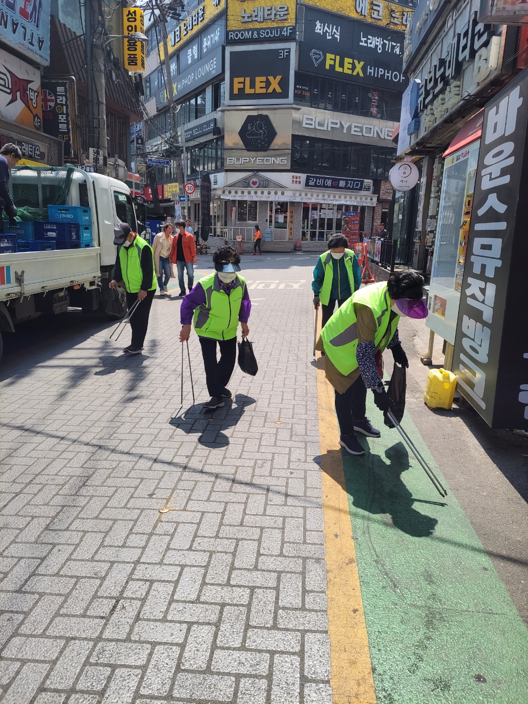 우리장터도우미 5월 활동 모니터링의 2번째 이미지
