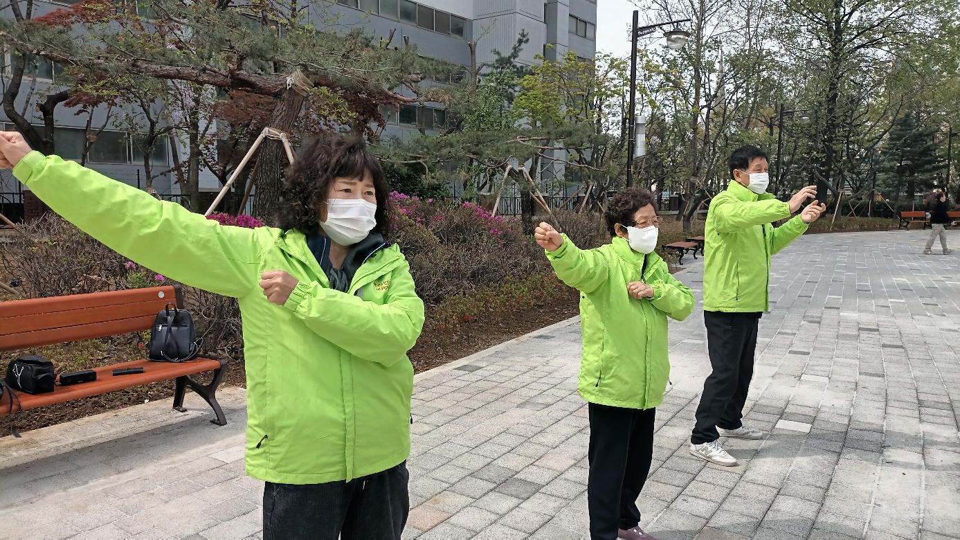시니어건강지도사 4월 모니터링의 2번째 이미지