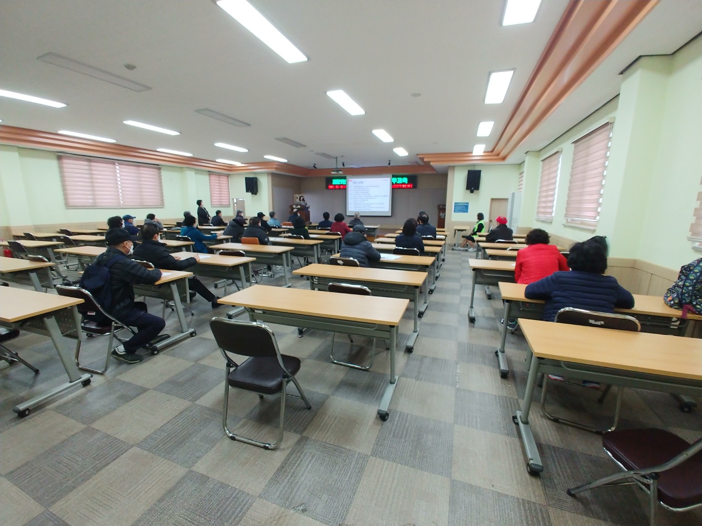 2021년 공동작업장(비전1) 총회 및 직무교육의 5번째 이미지