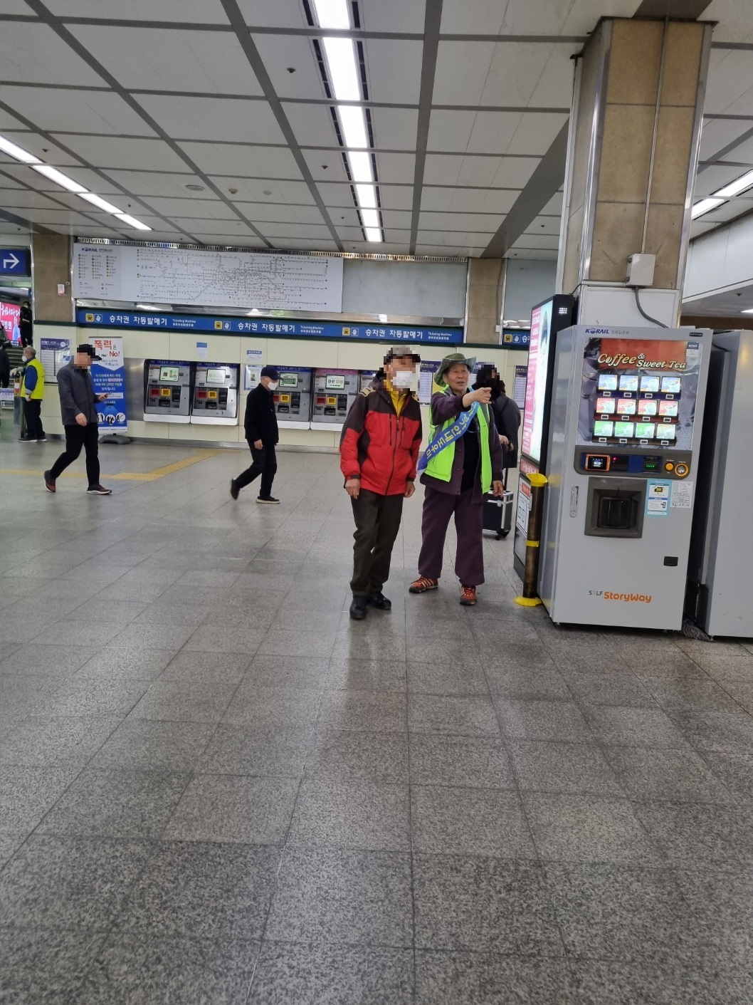 지하상가안내도우미 4월 모니터링의 1번째 이미지
