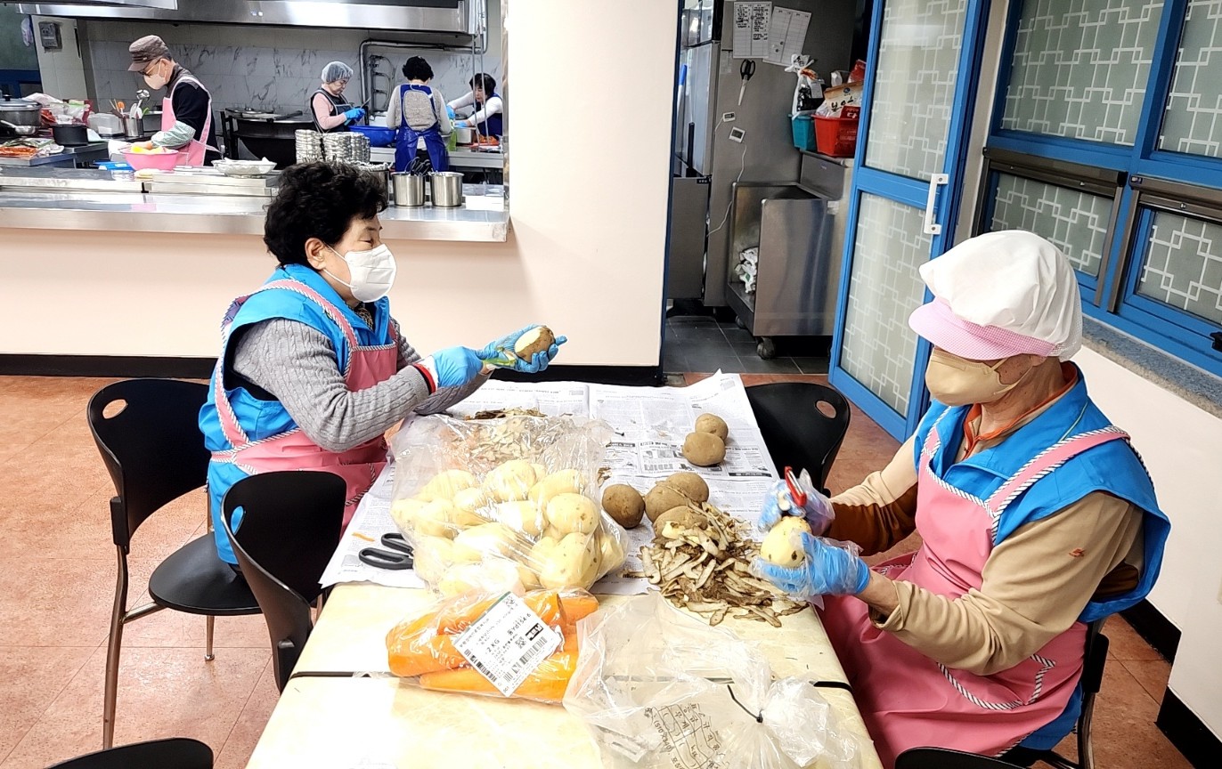 노인급식지원도우미 4월 활동 모니터링의 4번째 이미지