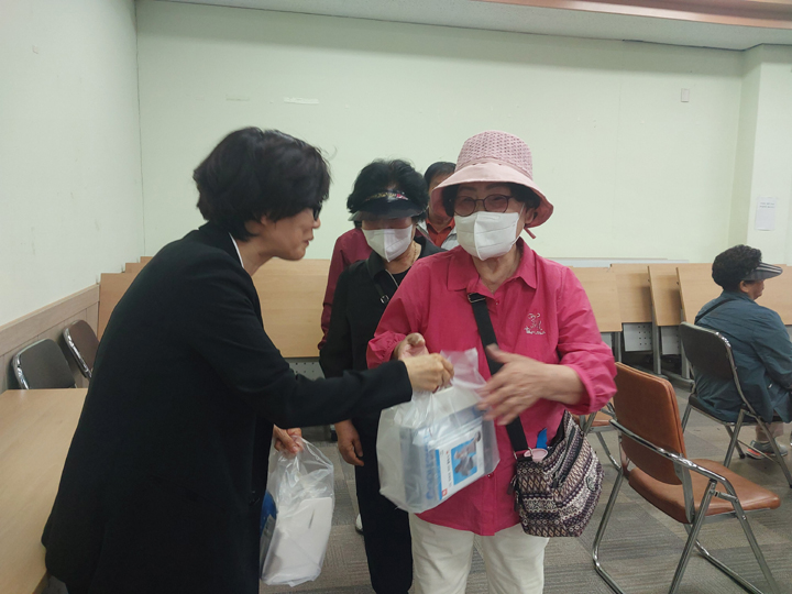 불법주정차질서계도사업2 참여자 간담회의 5번째 이미지