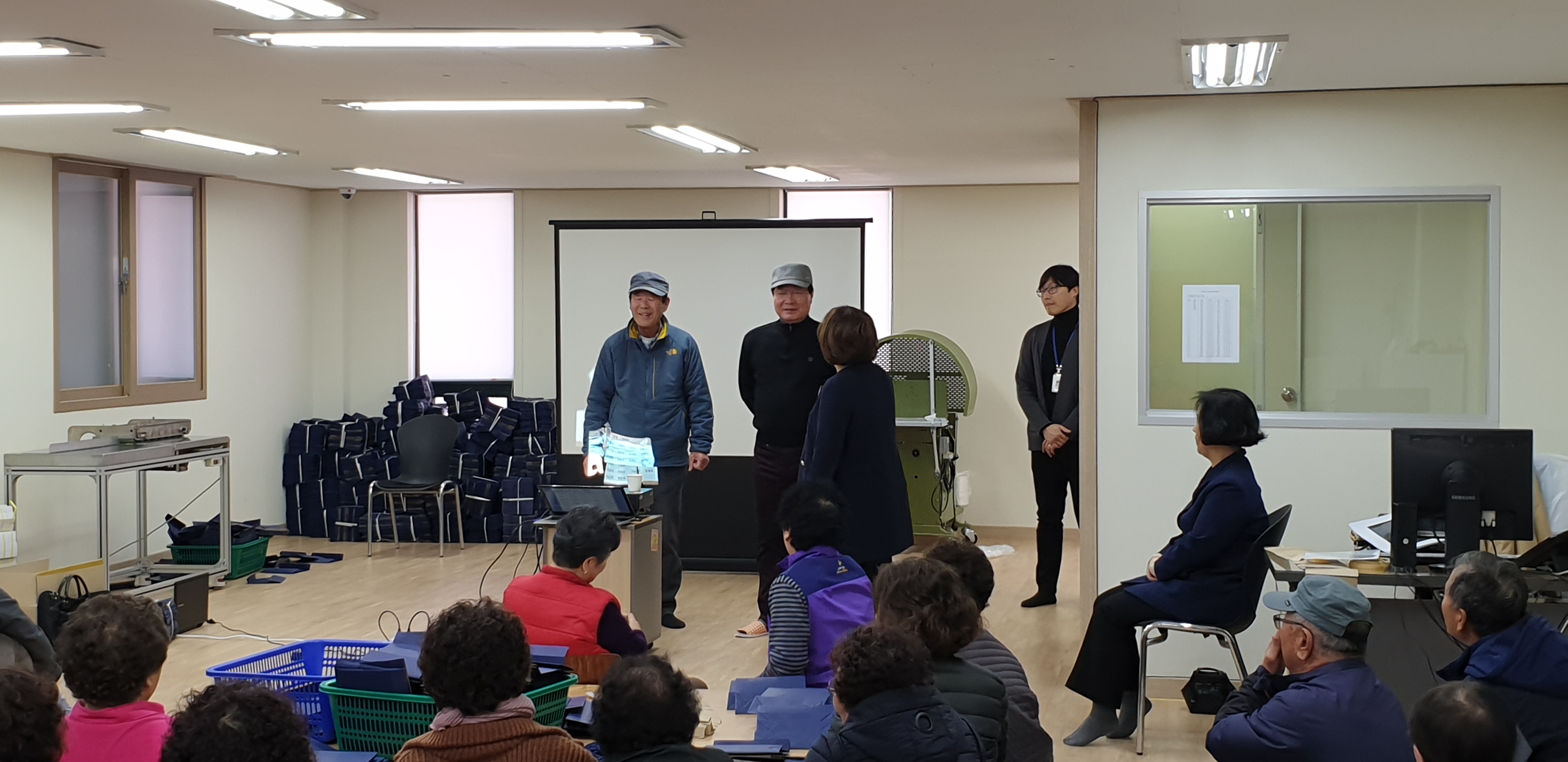 비전홀3공동작업장 총회의 3번째 이미지