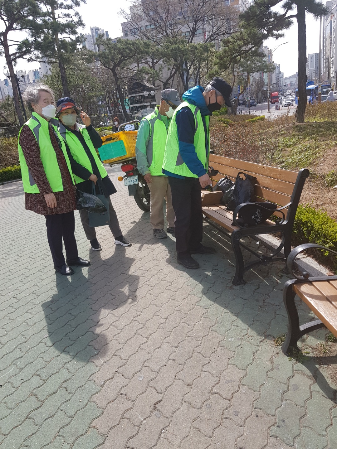 4월 1일 경로당사무도우미 모니터링의 3번째 이미지