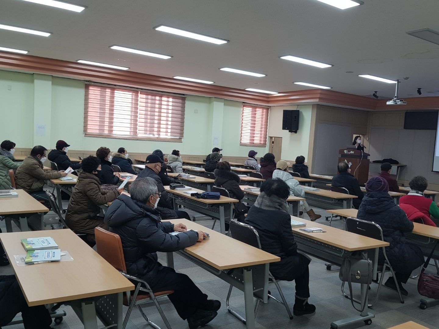 2022년 시니어건강지도사 참여자 활동 및 직무교육의 5번째 이미지