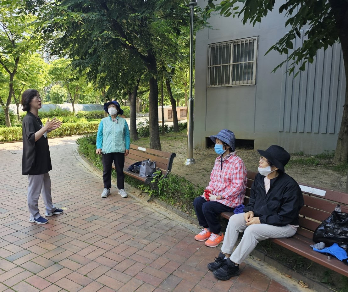 놀이터관리사업 센터장님 동행 참여자 모니터링 이미지