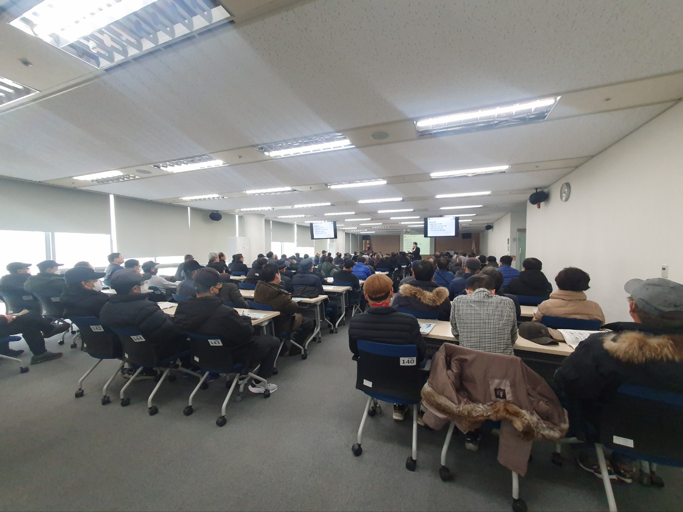 시니어승강기안전단 양성을 위한 안전교육의 2번째 이미지