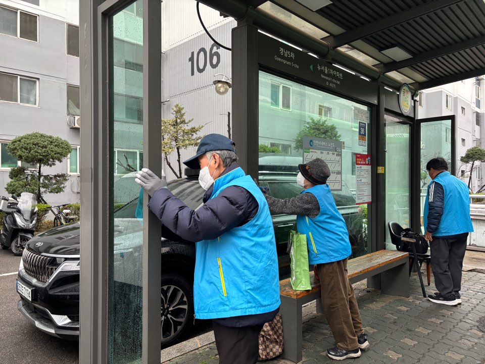 정류장지킴이 4월 활동 모니터링의 1번째 이미지