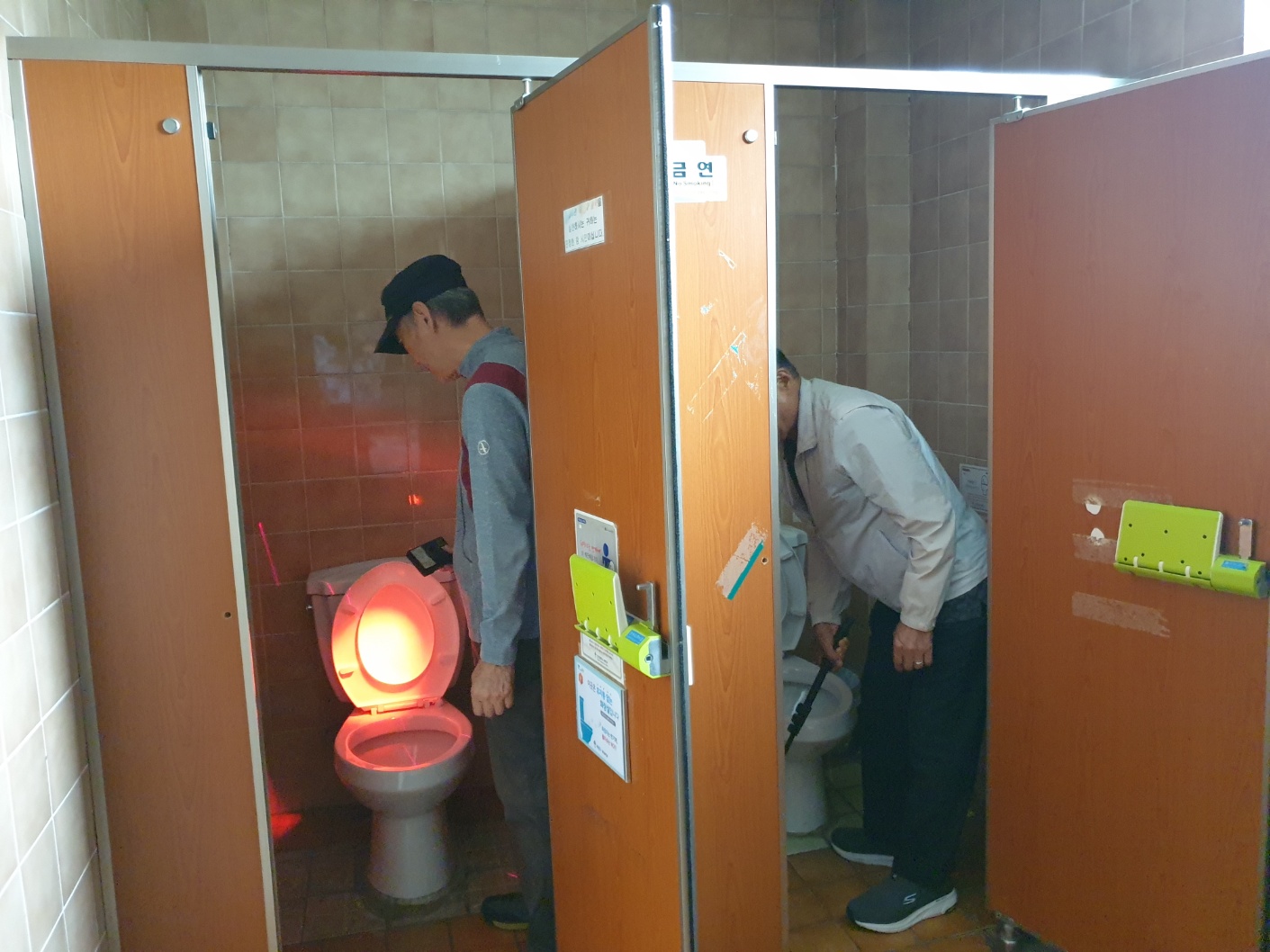 불법촬영실버지킴이단 9월 모니터링의 2번째 이미지