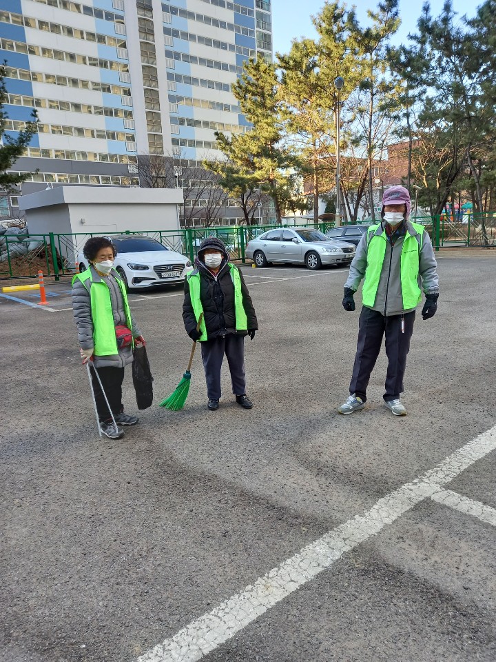 공영주차장_2월 _9조10조_  모니터링의 2번째 이미지
