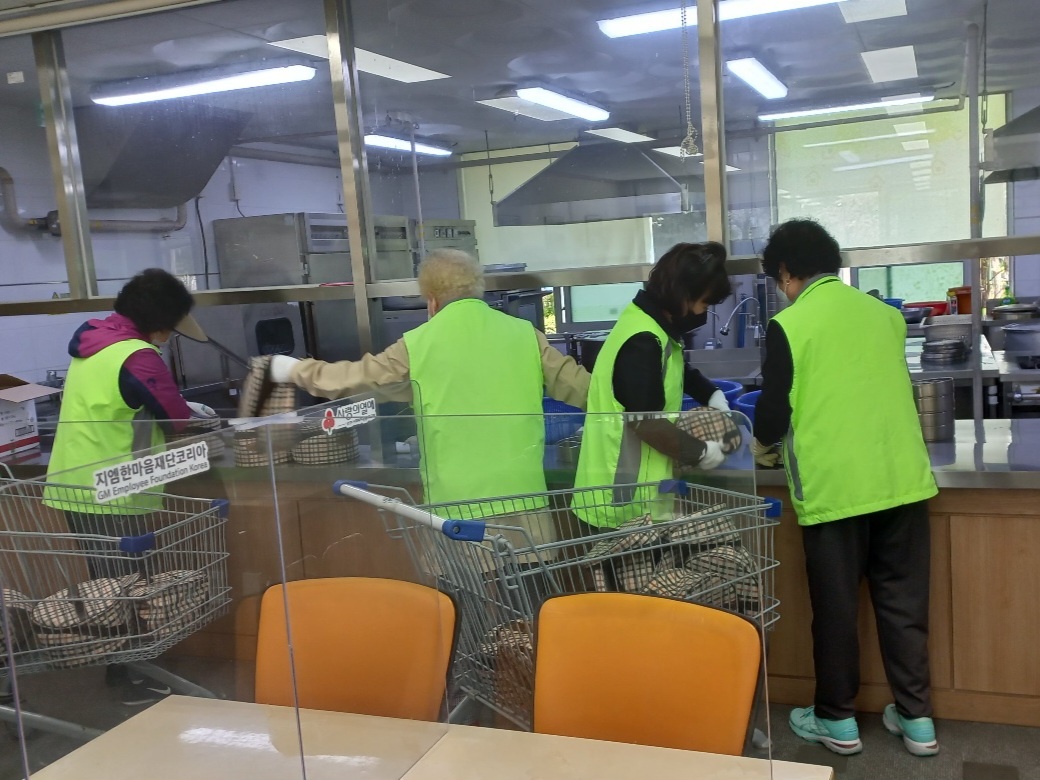 노인급식지원도우미 4월 모니터링의 2번째 이미지