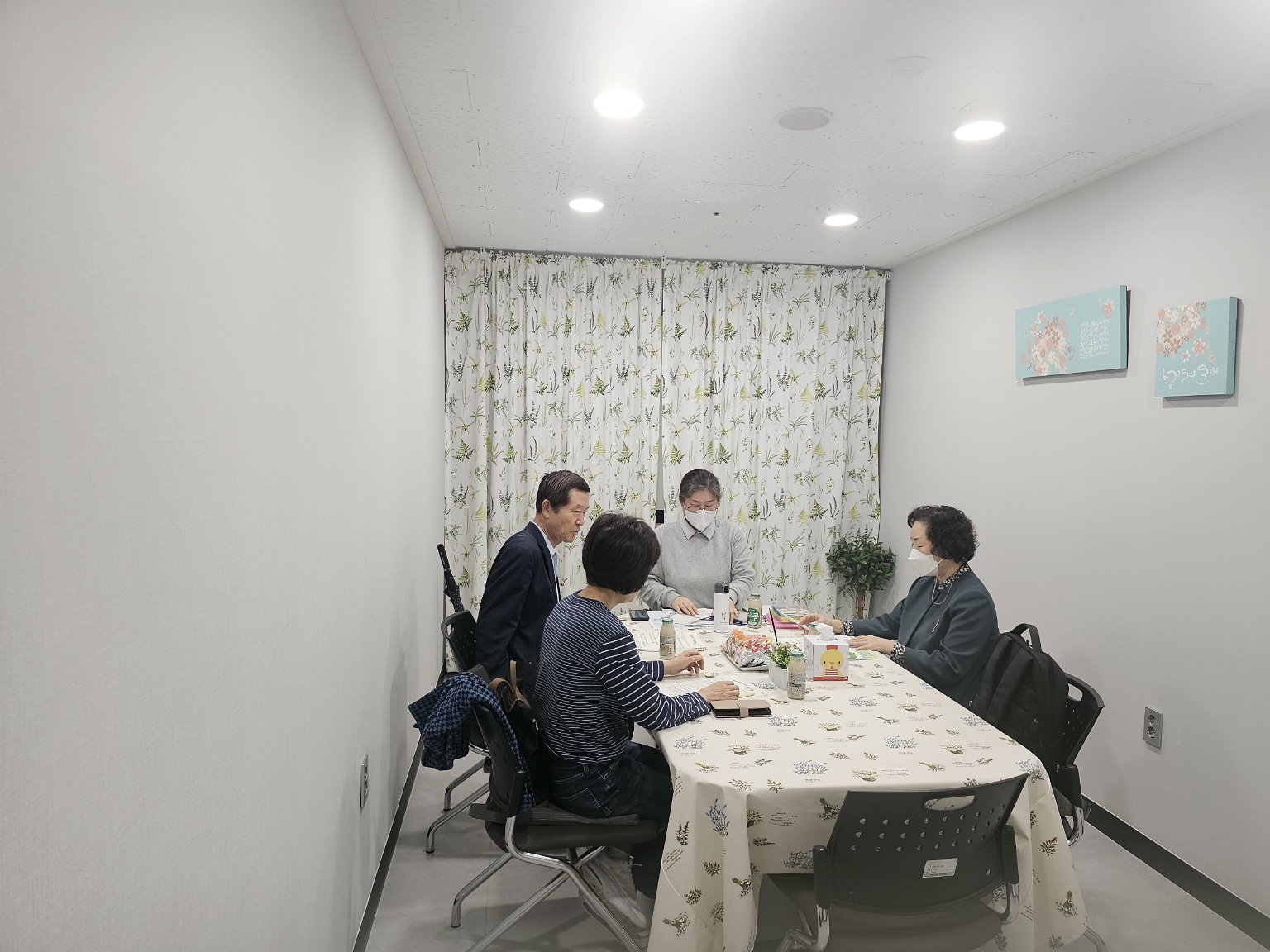 다문화가정자녀학습지원도우미 심리케어 집단상담 프로그램 참여의 2번째 이미지
