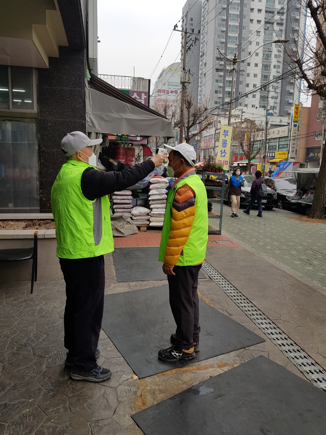 3월 우리장터 도우미 4조 모니터링의 4번째 이미지