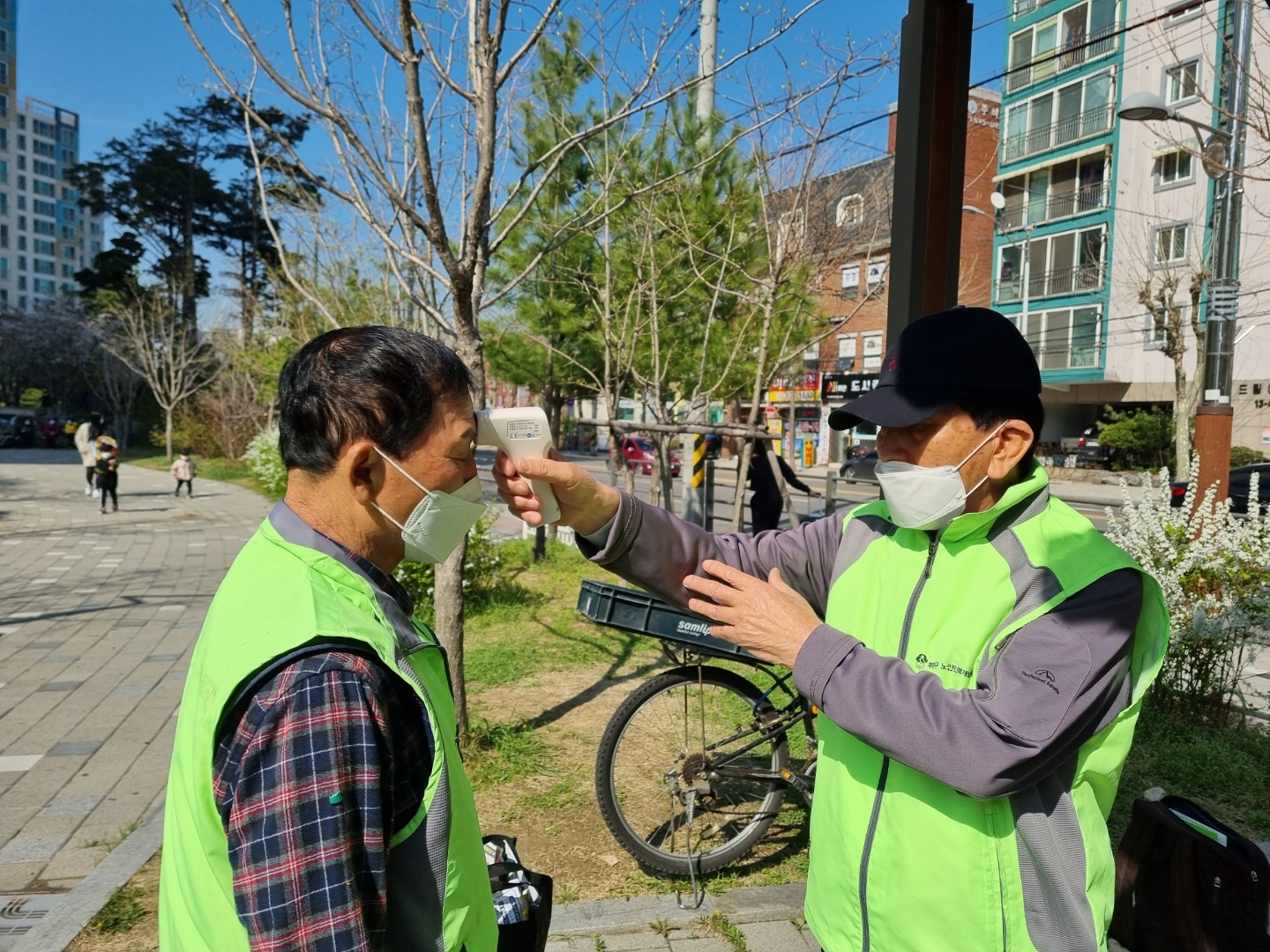 불법광고물제거사업  4월5일 모니터링의 2번째 이미지