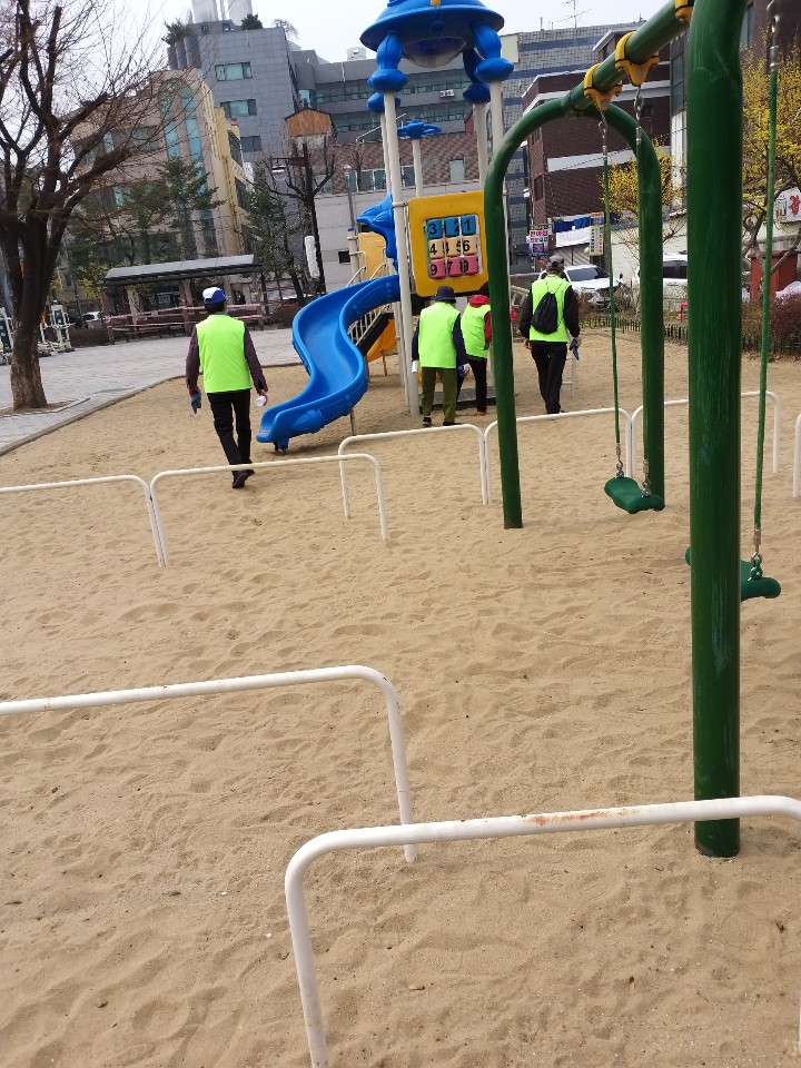 시니어방역단_1조_3월모니터링의 4번째 이미지