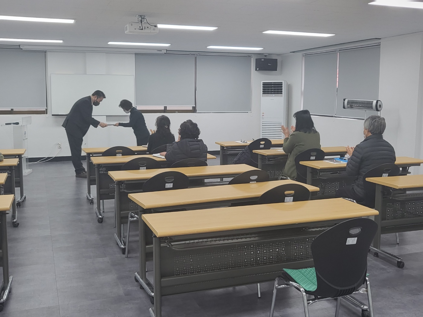 시니어푸드코디네이터 심화교육 및 신규참여자 자격증 이수의 4번째 이미지