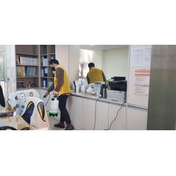코로나19 소독 작업 이미지