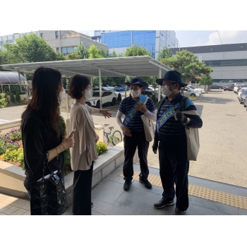 폐건전지수거사업 센터장님 동행 모니터링 이미지