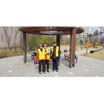 3/25(월) 어린이공원관리원 활동사진 이미지