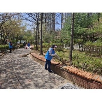 4월 어린이공원관리(부개) 이미지