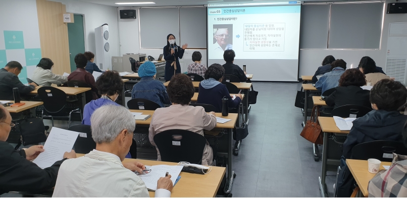 부평실버콜센터 동년배시니어상담사 교육 및 수료식의 1번째 이미지