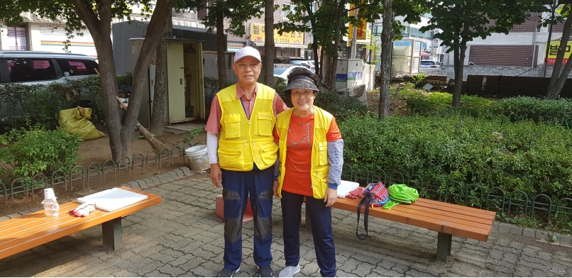 10/4(금) 어린이공원관리원 활동사진의 4번째 이미지